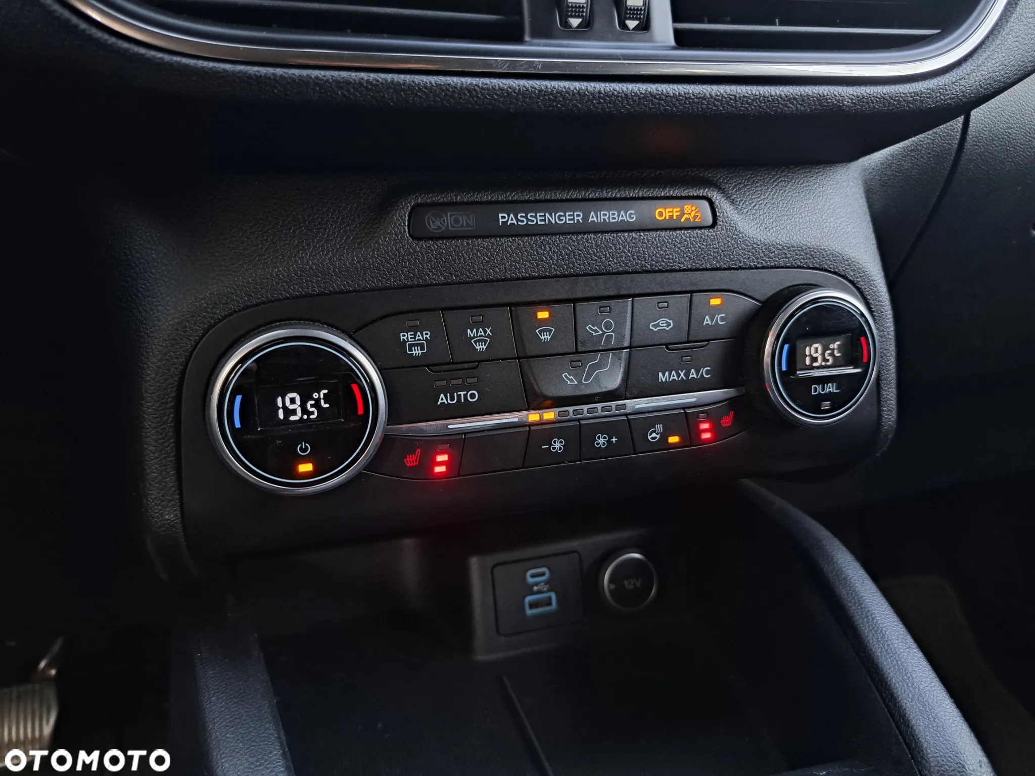 Ford Escape - 34
