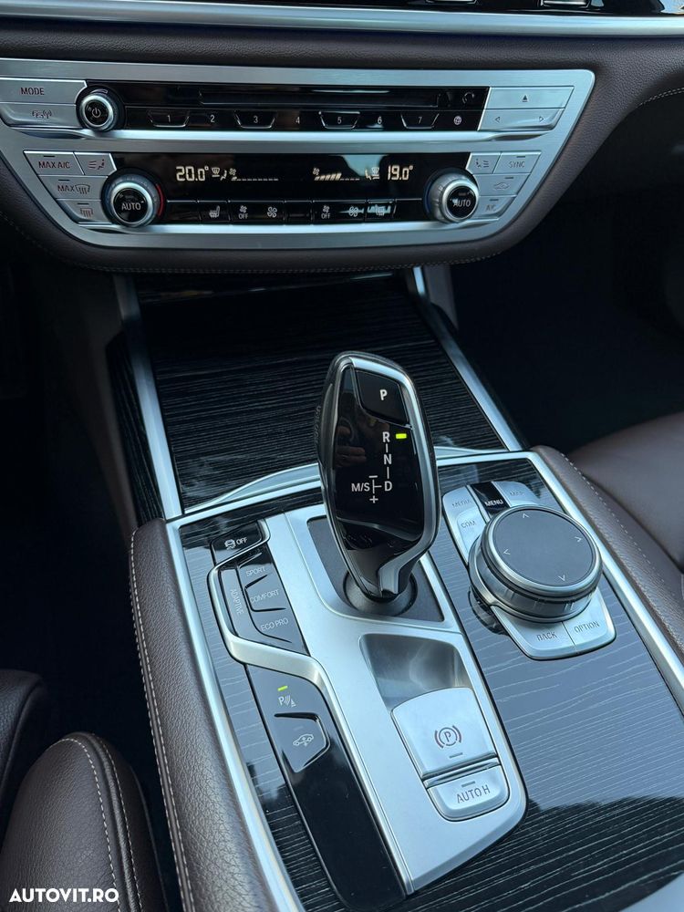 BMW Seria 7 730d xDrive - 11