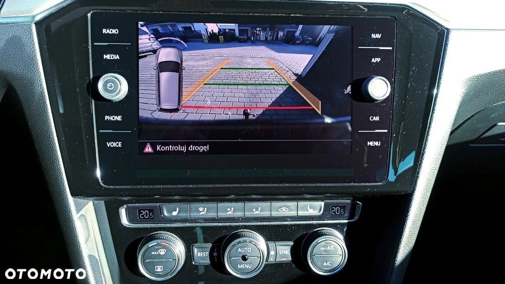 Volkswagen Passat Variant 2.0 TDI DSG (BlueMotion Technology) Highline - 15