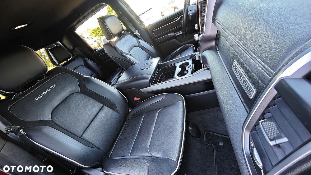 RAM 1500 5.7 Crew Cab Shortbed Laramie Sport - 23