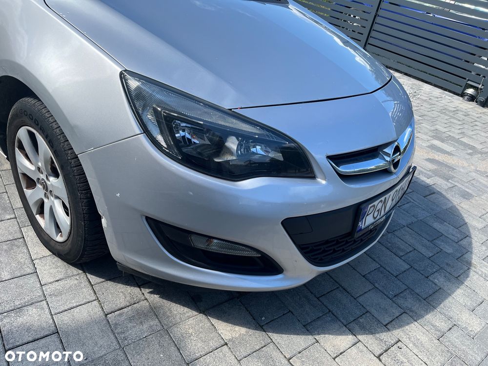Opel Astra 1.6 Sport - 13