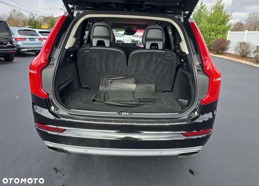 Volvo XC 90 - 12