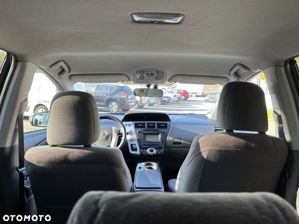 Toyota Prius+ (Hybrid) Comfort - 14