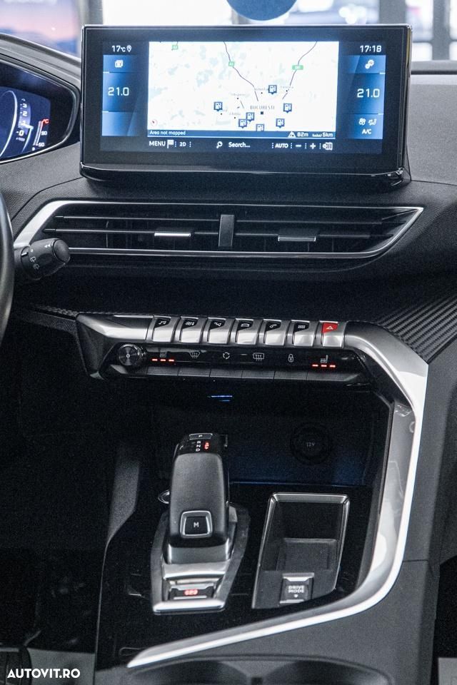 Peugeot 3008 1.2 PureTech Turbo S&S EAT8 Allure - 4