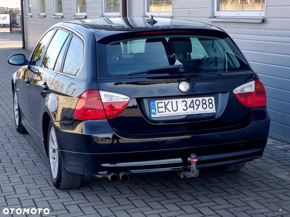 BMW Seria 3 325i - 11
