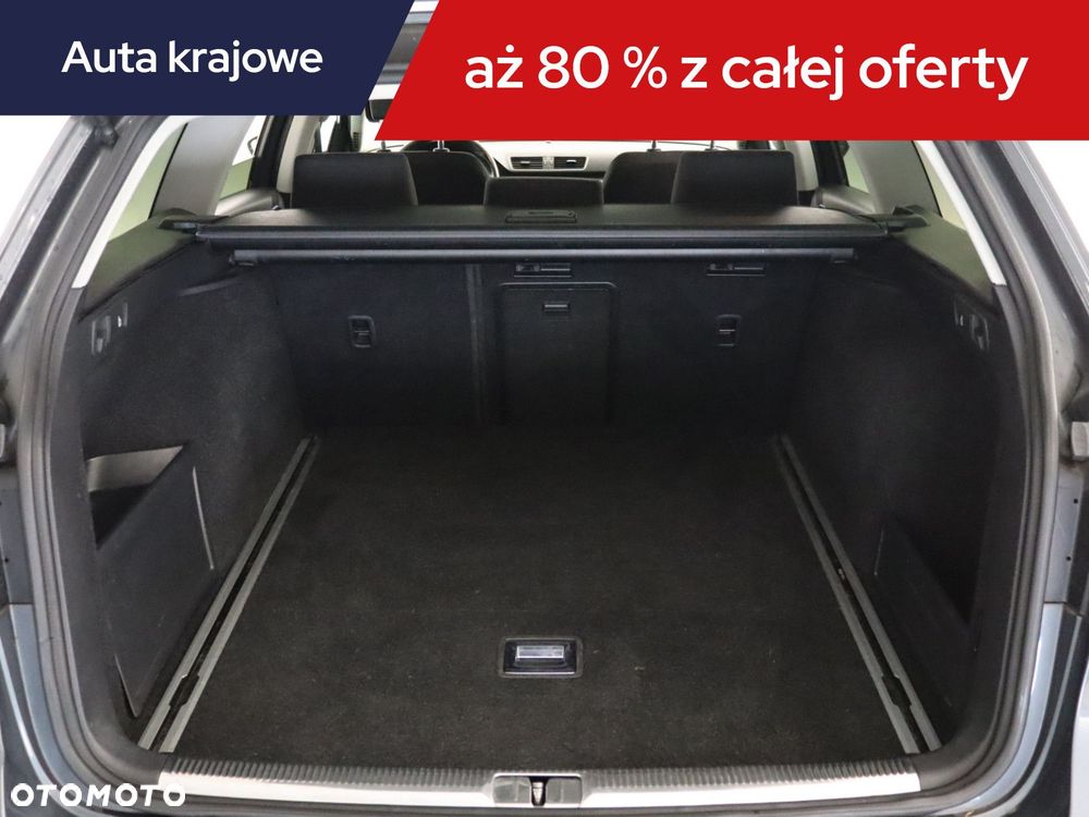 Volkswagen Passat Variant - 16