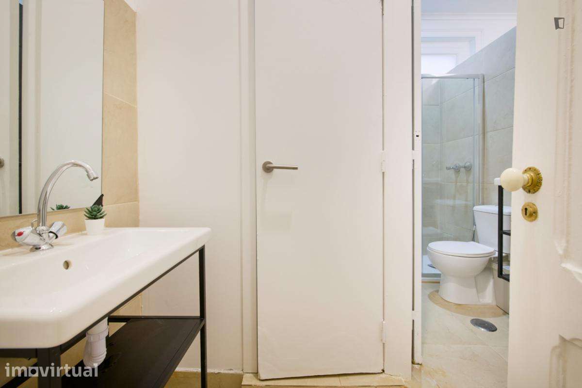 Quarto - localizado em Entrecampos Lisbon - Grande imagem: 3/51