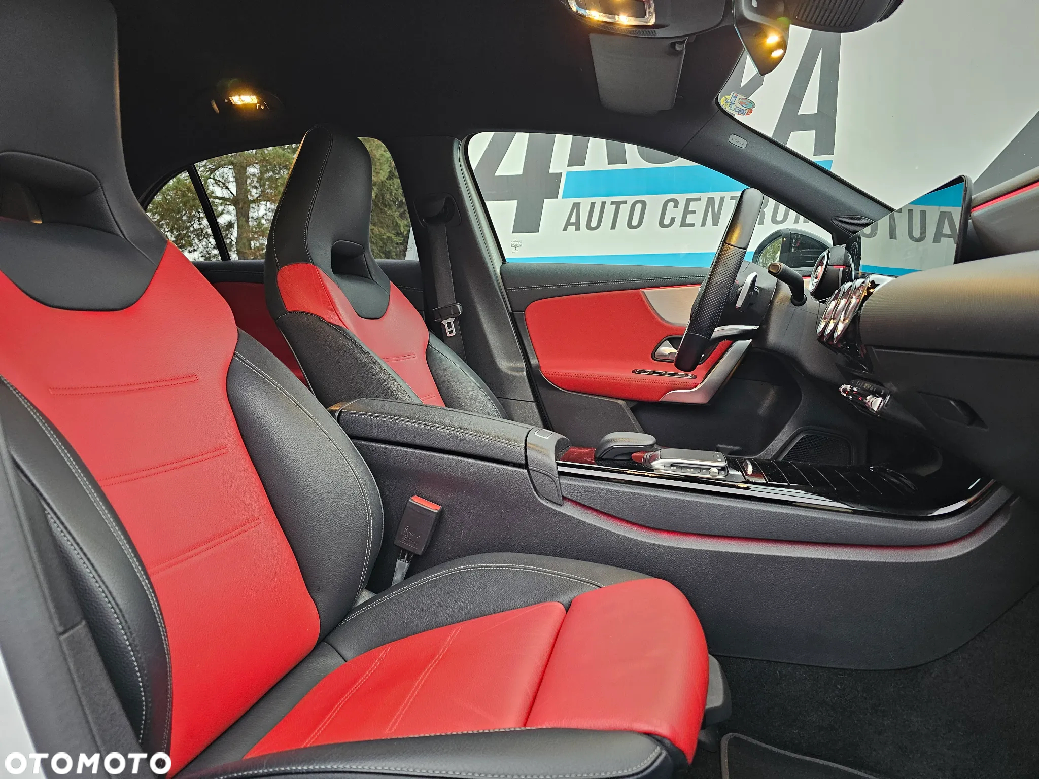 Mercedes-Benz Klasa A 180 AMG Line 7G-DCT - 14