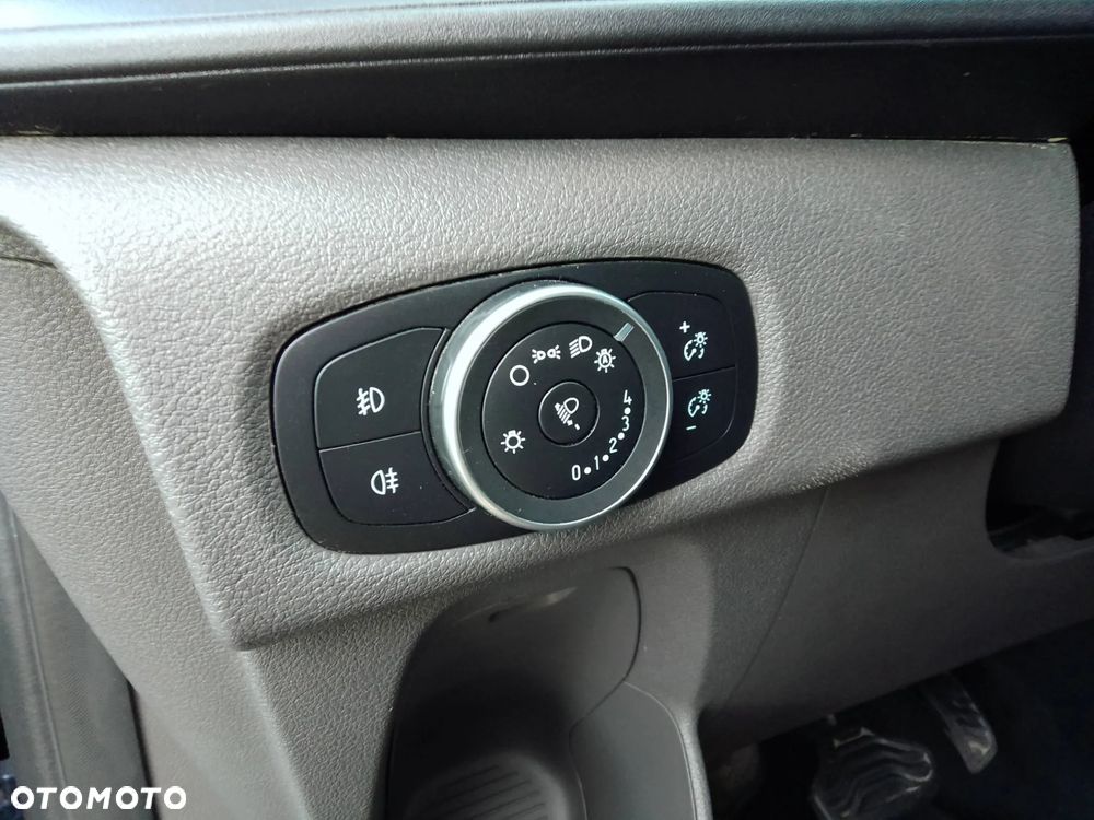 Ford Transit Custom 320 L1H1 Sport (bryg.) - 32