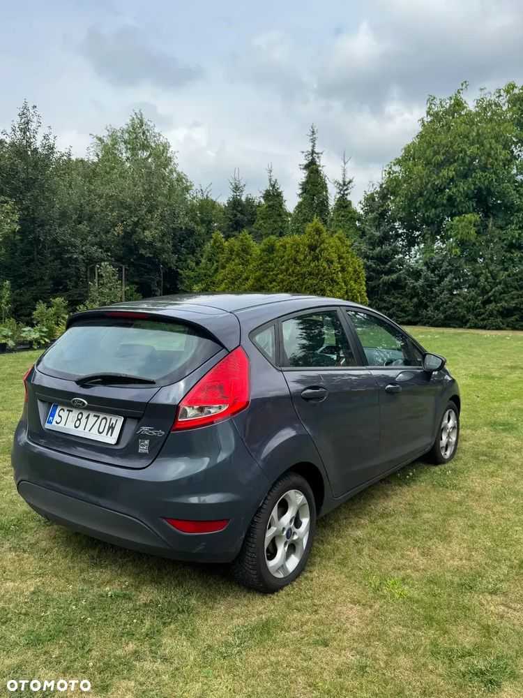 Ford Fiesta - 5