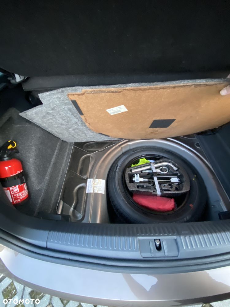Volkswagen Polo 1.2 TSI DSG MATCH - 35