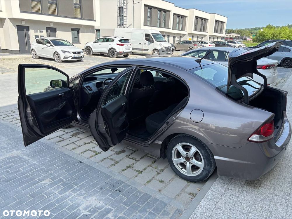Honda Civic - 10
