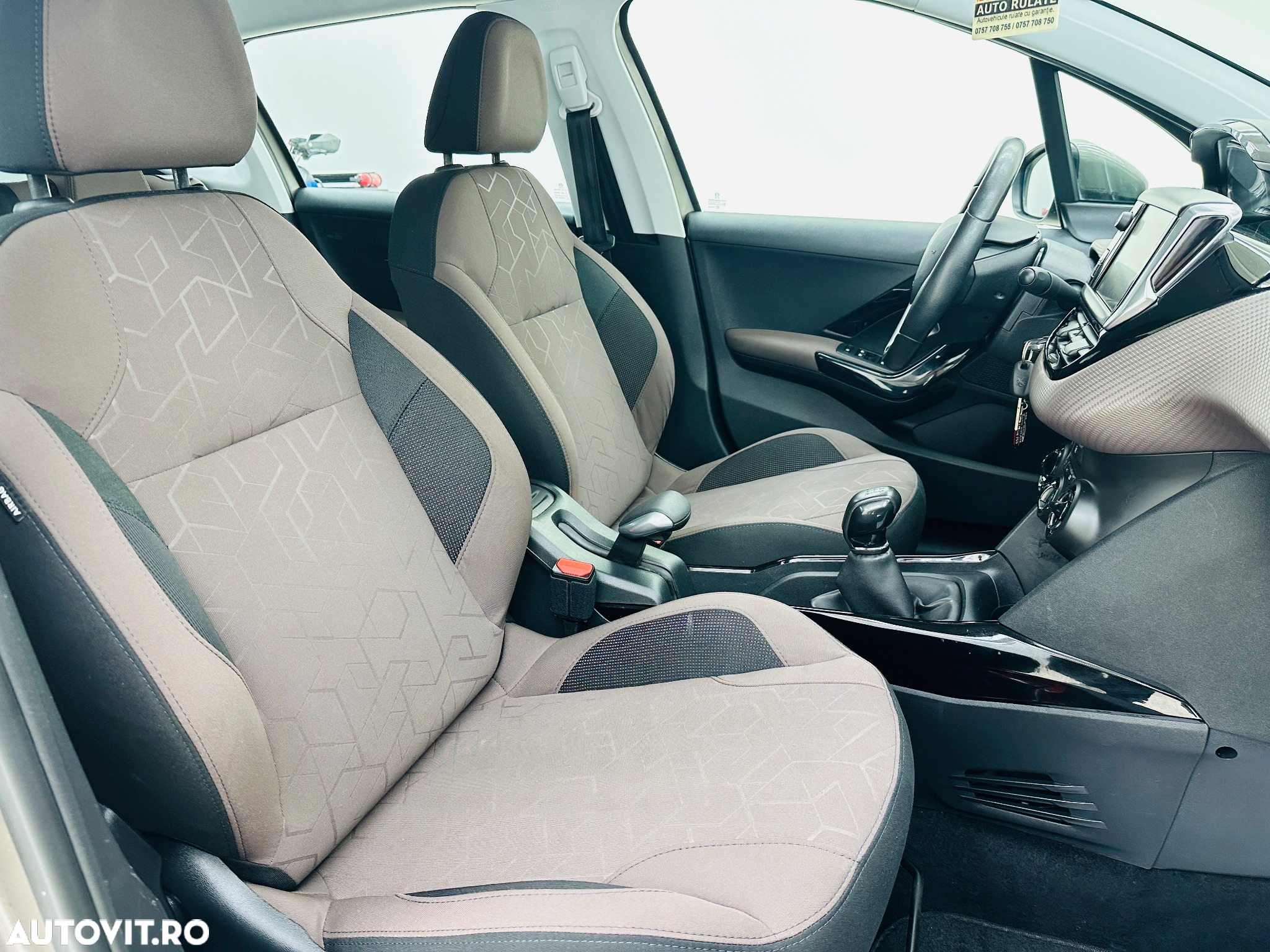 Peugeot 2008 - 17