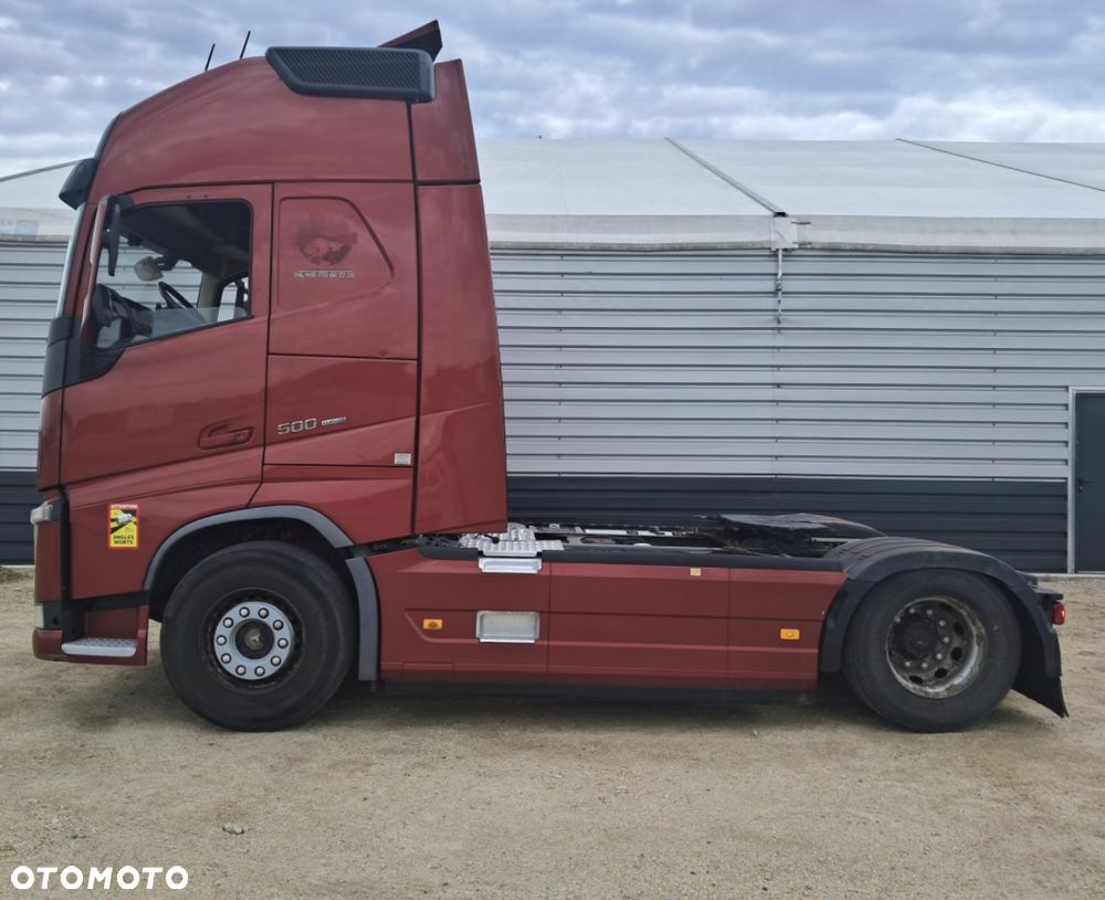 Volvo FH 500 XXL TELEWIZOR / KSENONY / FULL SPOJLERY / LAKIER METALIK / DŁUGA RAMA AKUMULATORY Z TYŁU / LAMPY LED / NAJWIĘKSZA KABINA XXL z TV / 2017 ROK !! - 7