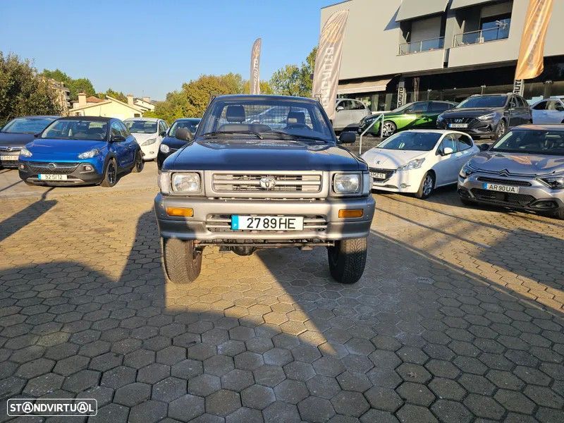Toyota Hilux 2.4 D LN105L Cx Madeira - 3