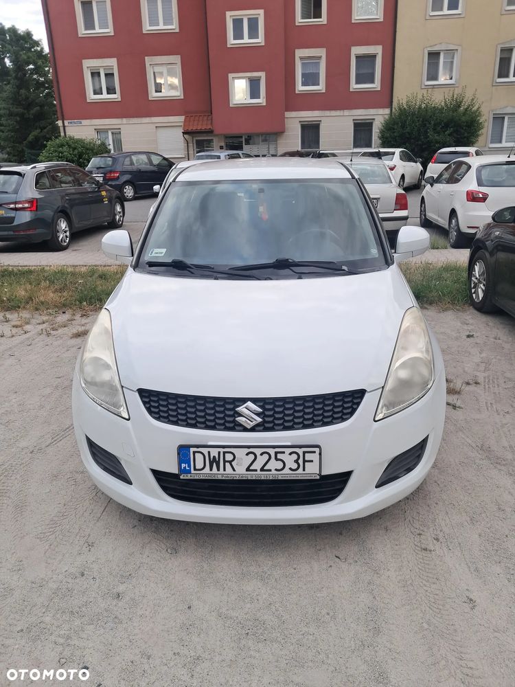 Suzuki Swift - 2