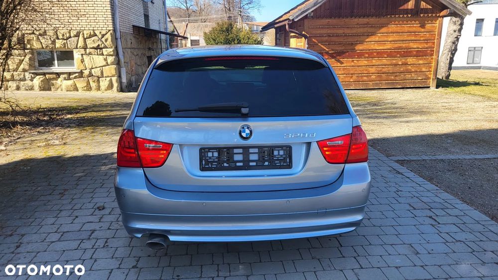 BMW Seria 3 - 2