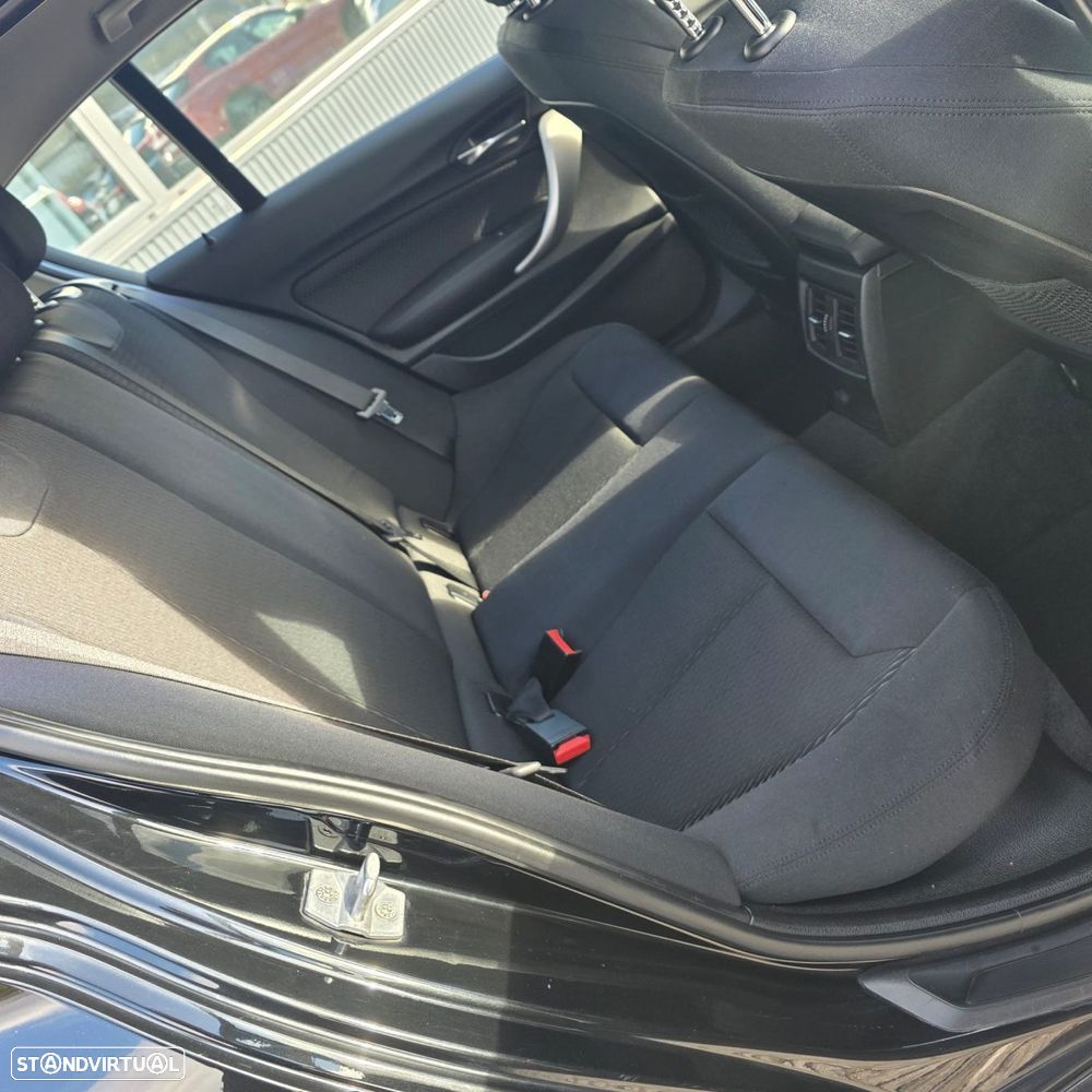 BMW 116 i Urban Line - 31