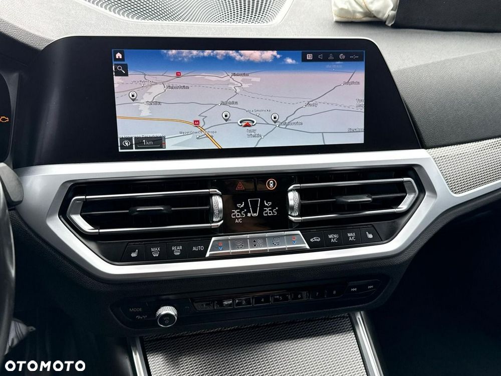 BMW Seria 3 330d M Sport sport - 28
