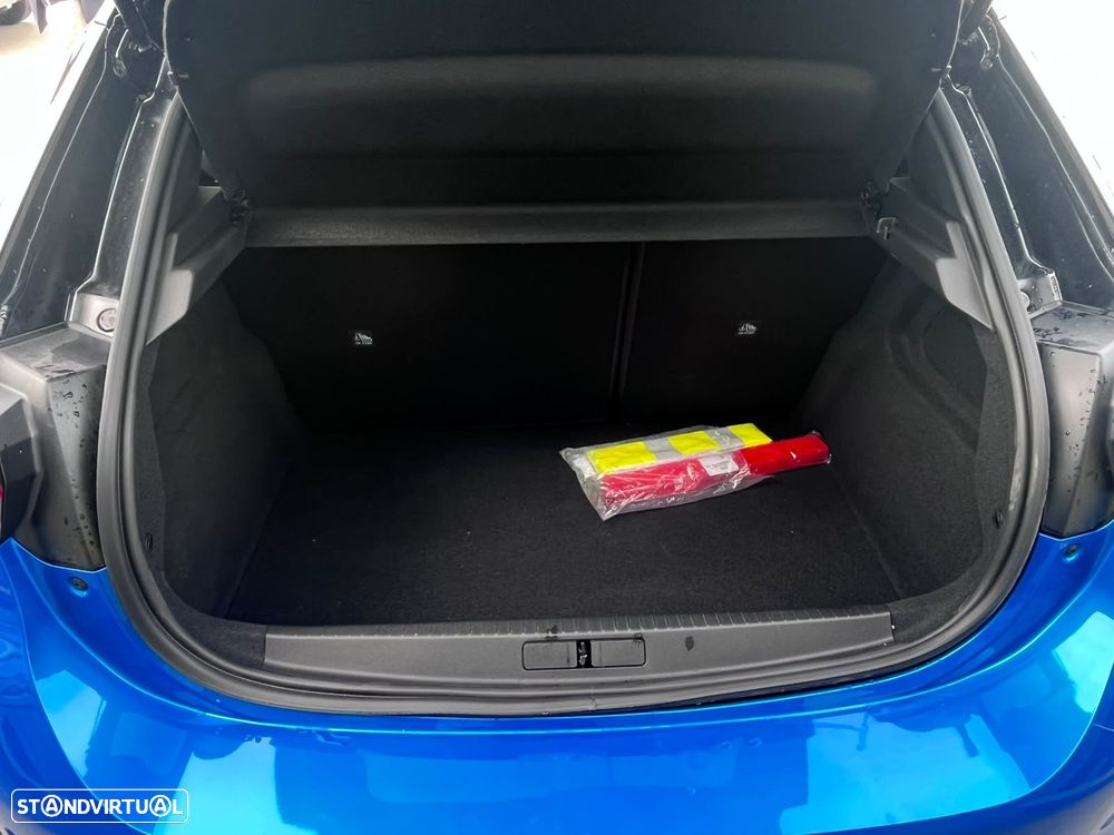 Opel Corsa 1.2 T Yes - 10