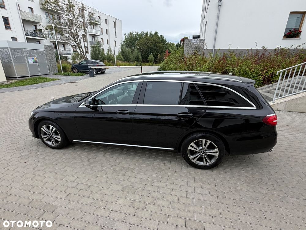 Mercedes-Benz Klasa E 220 d 9G-TRONIC - 5