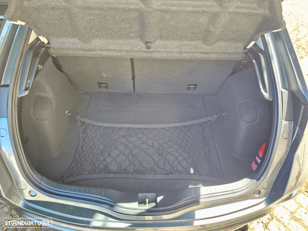 Honda Civic 1.4 i-VTEC Comfort - 18