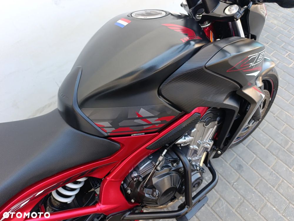 Honda CB - 25