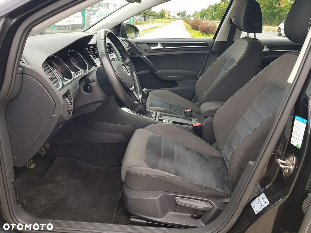 Volkswagen Golf 1.4 TSI BMT Comfortline - 9