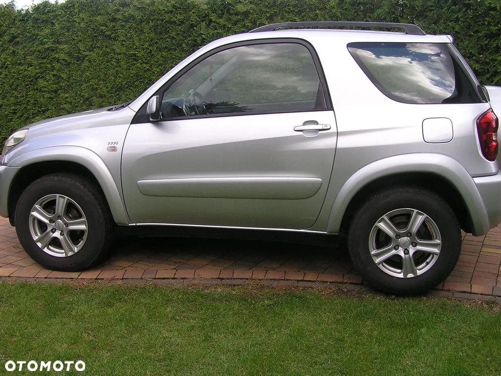 Toyota RAV4 2.0 VVT-i Sol - 3