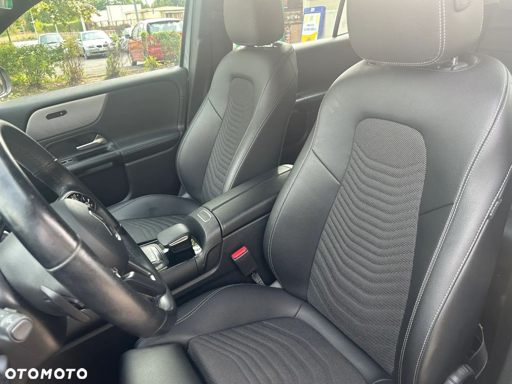 Mercedes-Benz GLB 200 Style 7G-DCT - 9