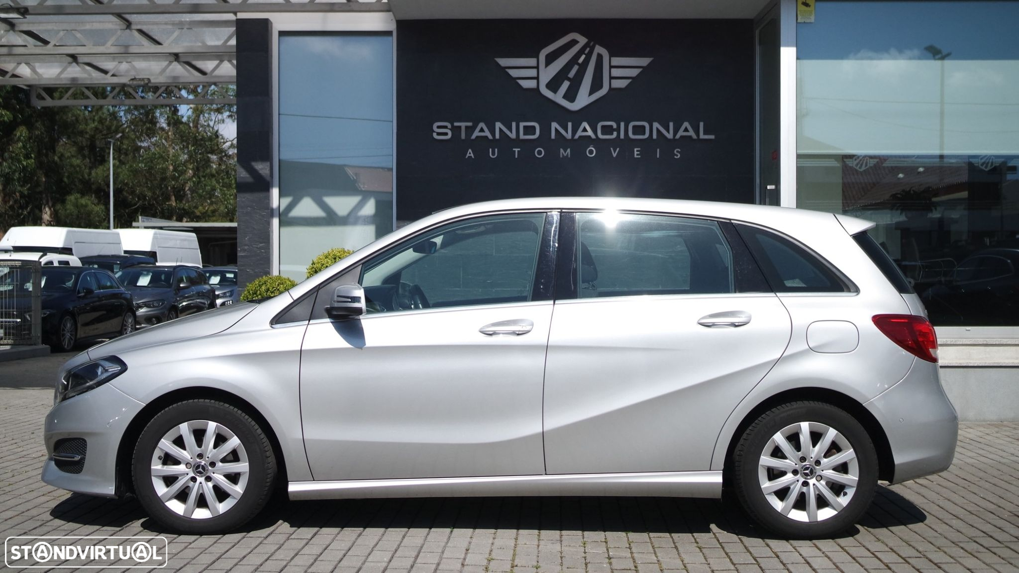 Mercedes-Benz B 180 d Urban - 5