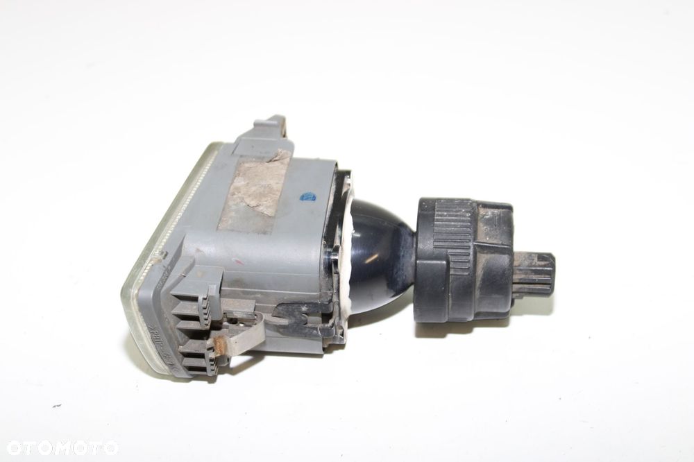 GOLF 3 VENTO HALOGEN PRAWY HELLA ORYGINAŁ SOCZEWKA - 2