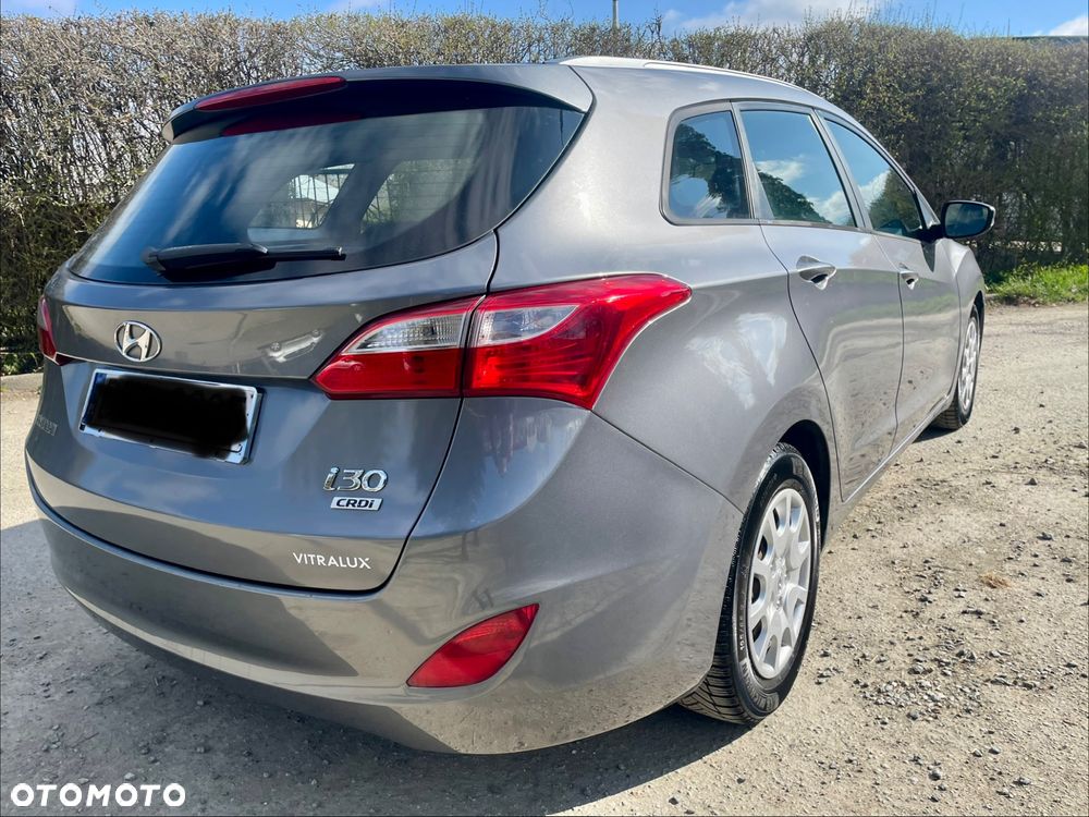 Hyundai i30 1.6 CRDi Comfort - 11