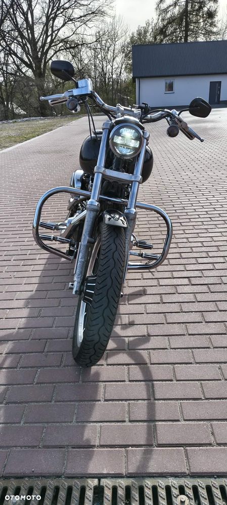 Harley-Davidson Dyna Street Bob - 10