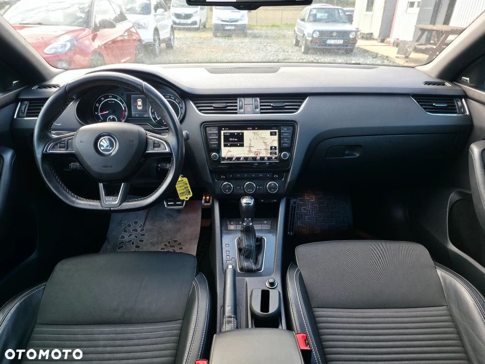 Skoda Octavia Combi 2.0 TSI (Green tec) DSG RS - 27