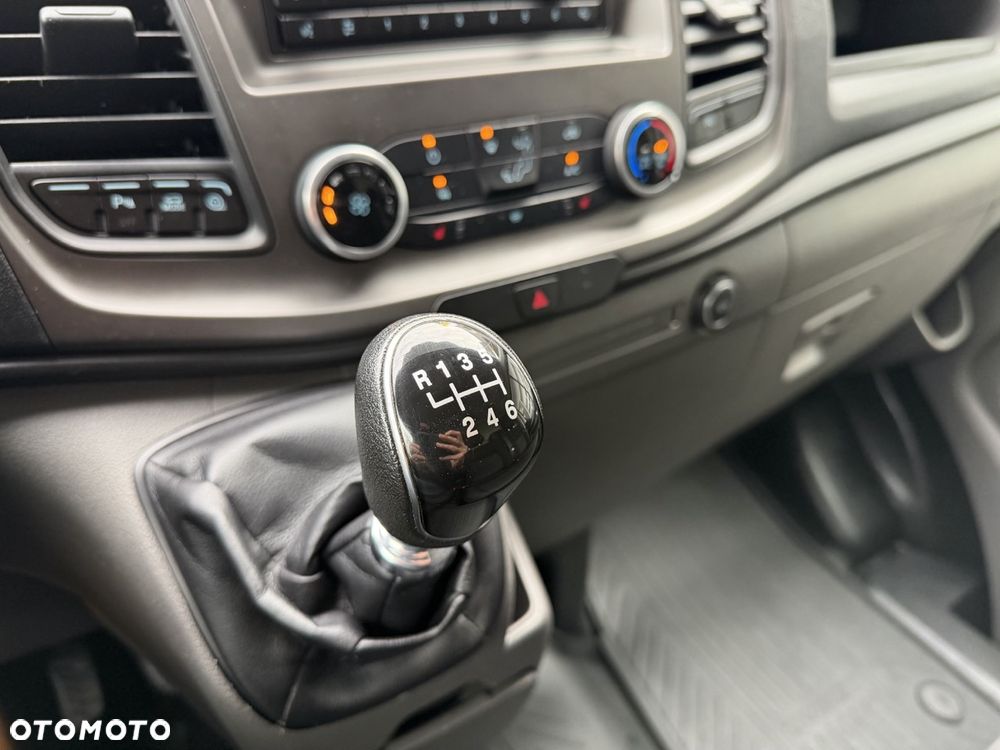 Ford Transit Custom - 14