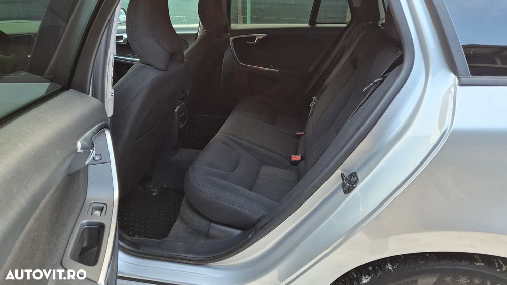 Volvo V60 D2 Start-Stop Momentum - 8