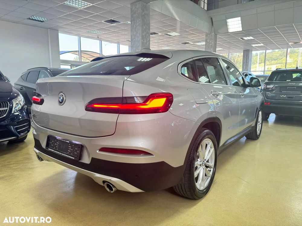 BMW X4 xDrive20d Aut. Advantage - 8