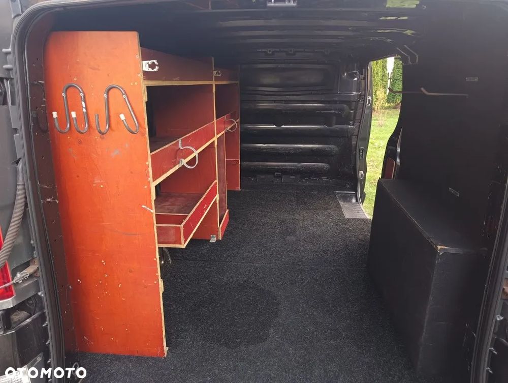Renault Trafic - 10
