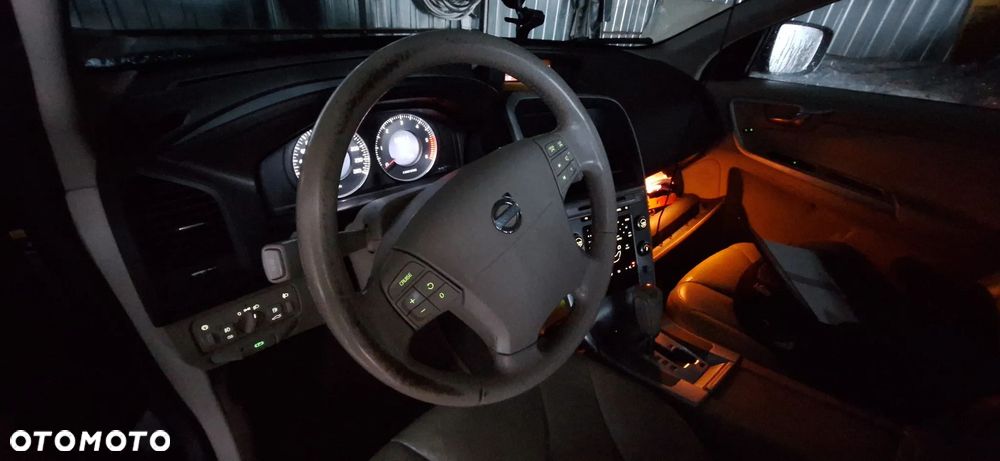 Volvo XC 60 D5 AWD - 19