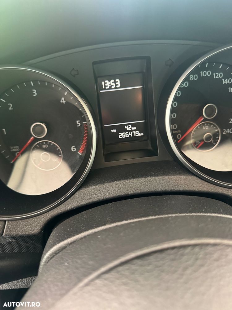 Volkswagen Golf 2.0 TDI Comfortline - 7
