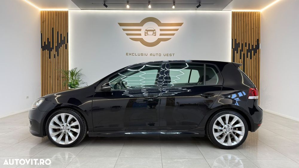 Volkswagen Golf - 16