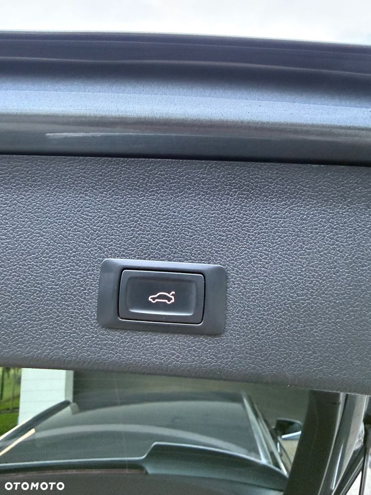 Audi A4 Avant 2.0 TDI DPF S line Sportpaket - 22