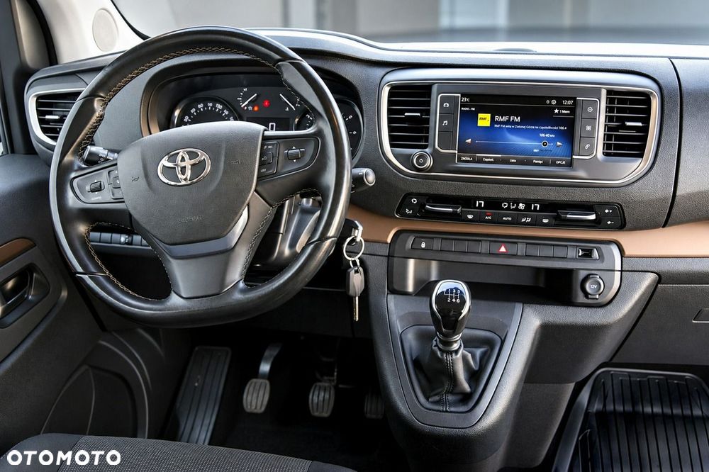 Toyota ProAce - 12