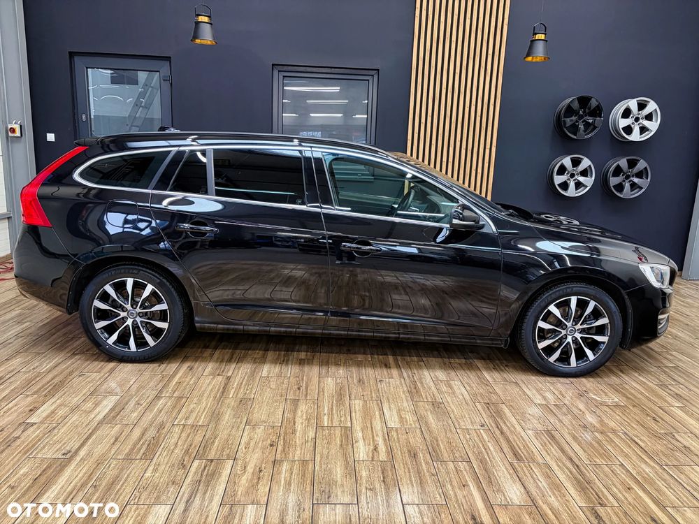 Volvo V60 D3 Geartronic Momentum Pro - 6