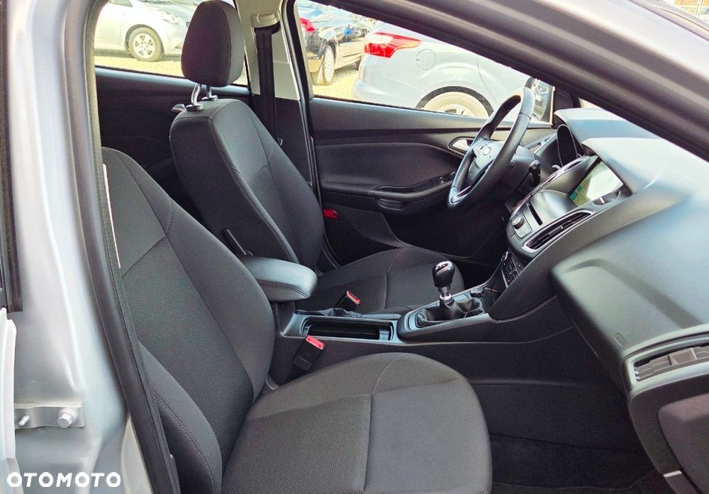 Ford Focus - 15