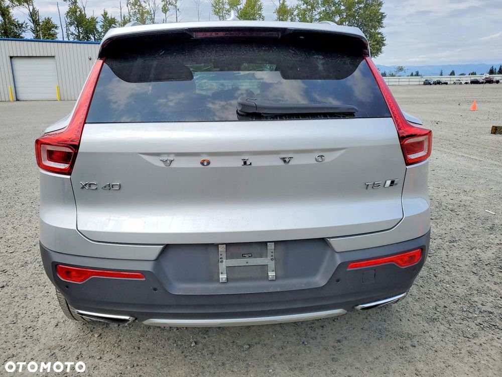 Volvo XC 40 T5 AWD Inscription - 5
