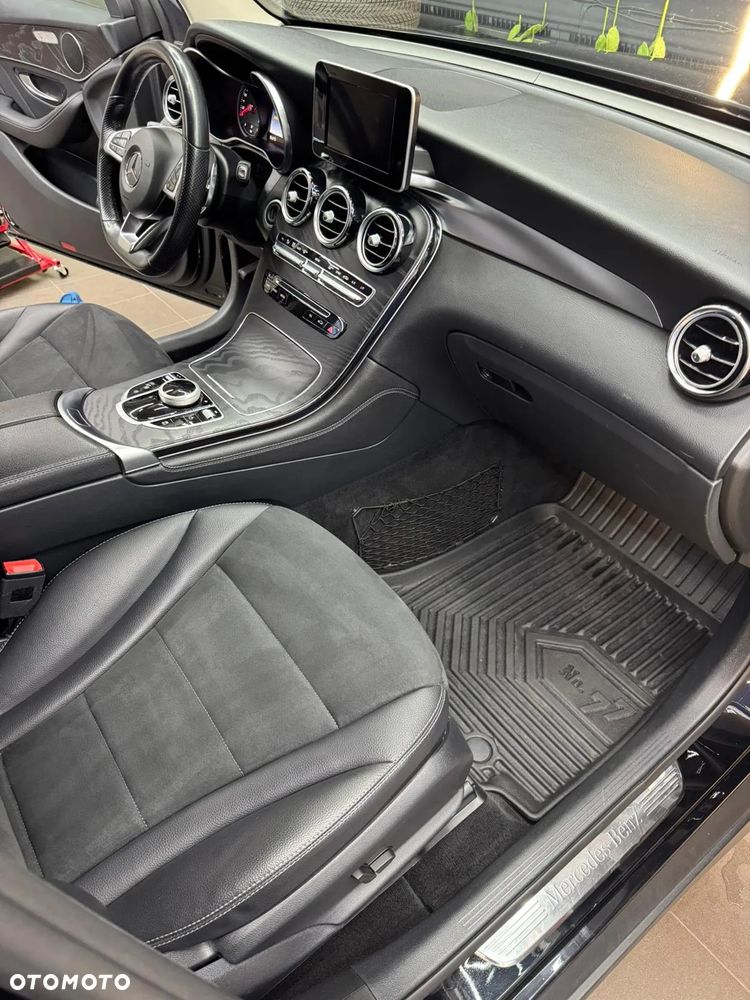 Mercedes-Benz GLC 220 d 4-Matic - 13