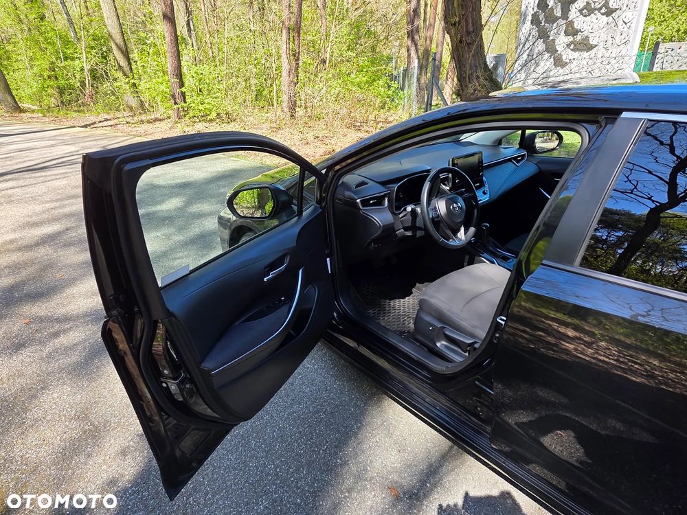 Toyota Corolla 1.8 Hybrid Comfort - 12