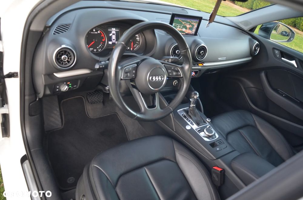 Audi A3 Sportback - 16